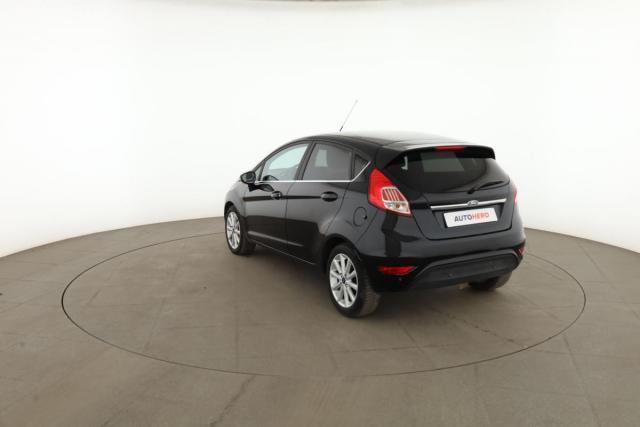 Ford Fiesta image 2