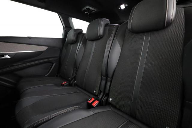 Peugeot 5008 image 4