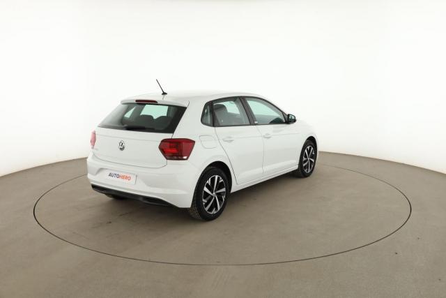 Volkswagen Polo image 8