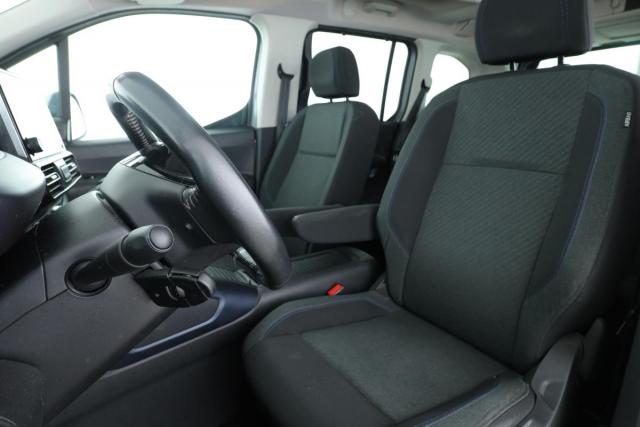 Peugeot Rifter image 9