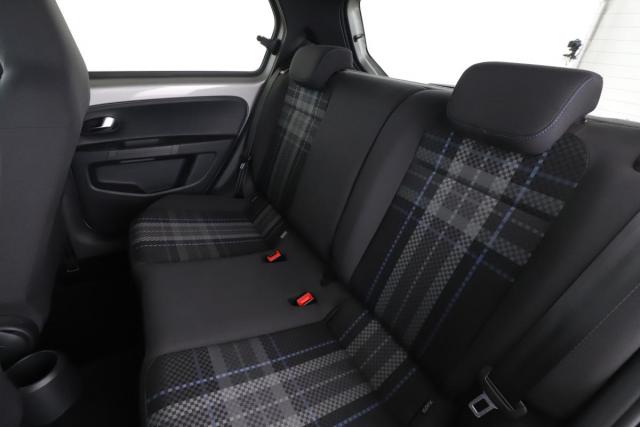Volkswagen Up! image 5