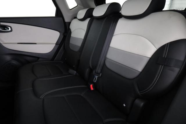 Renault Captur image 9