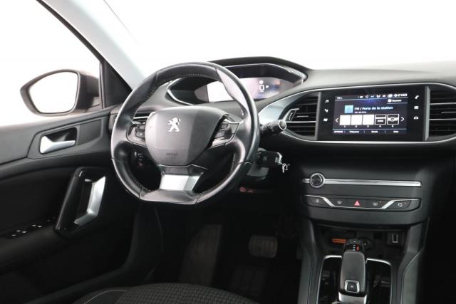 Peugeot 308 image 8