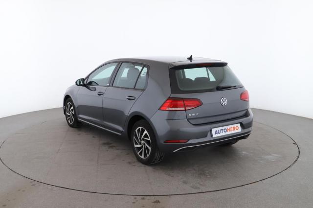 Volkswagen Golf image 1