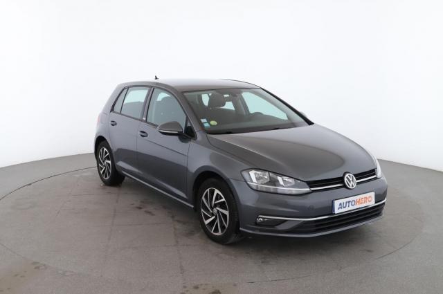 Volkswagen Golf image 8