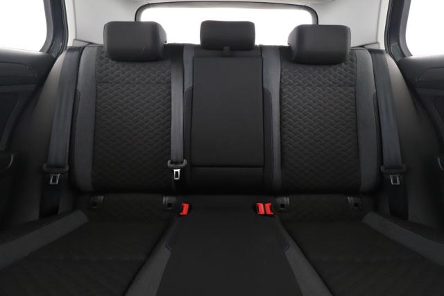 Volkswagen Golf image 7