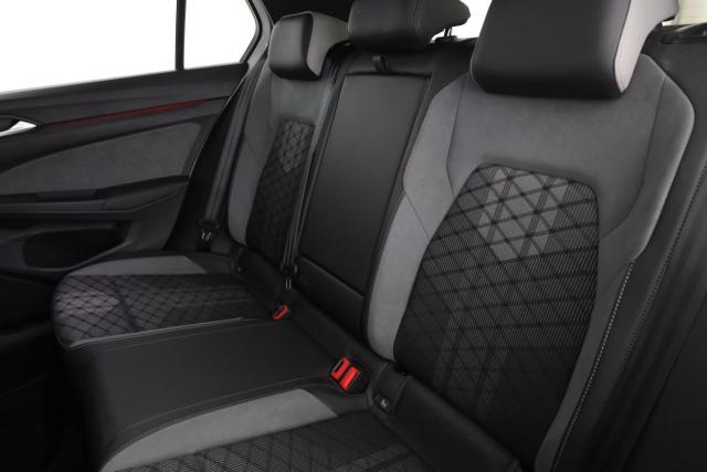 Volkswagen Golf image 6