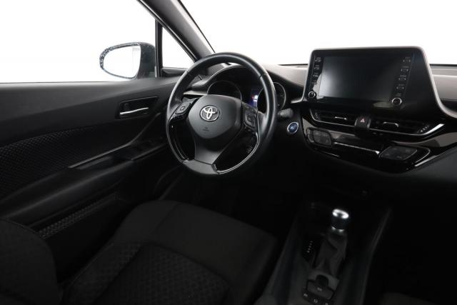 Toyota C-Hr image 9