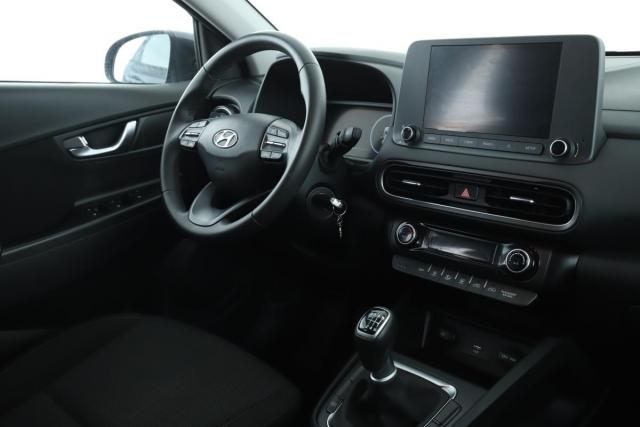 Hyundai Kona image 9