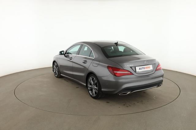Mercedes Benz Cla image 6