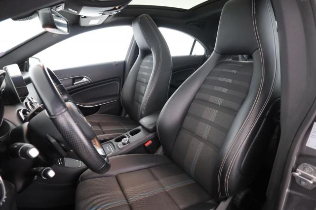 Mercedes Benz Cla image 2