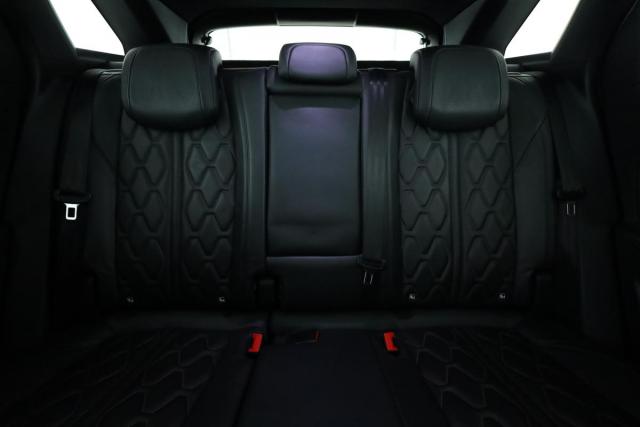 Peugeot 3008 image 2