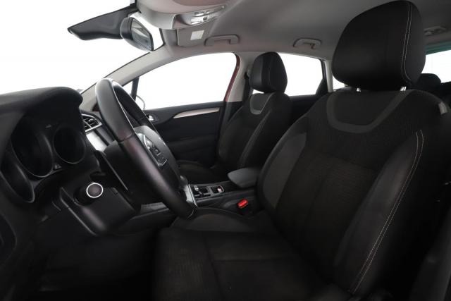 Citroen C4 image 6