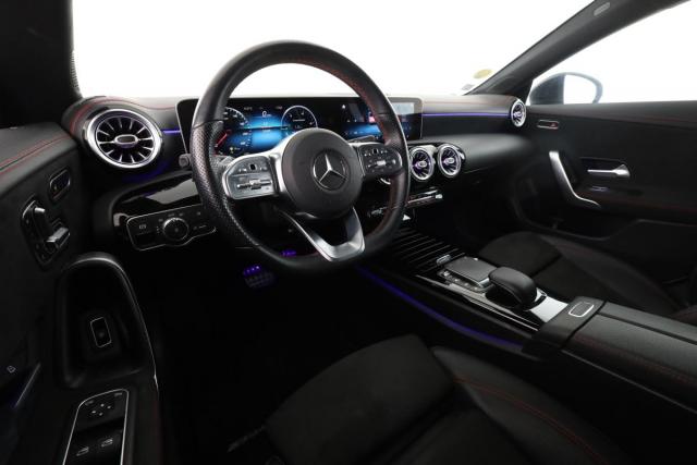 Mercedes Benz Cla Shooting Brake image 8