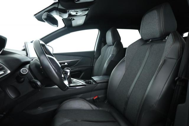 Peugeot 3008 image 8