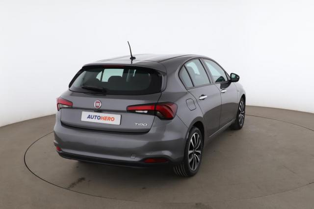 Fiat Tipo image 1