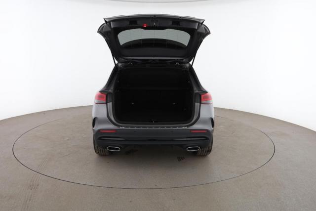 Mercedes Benz Gla image 8