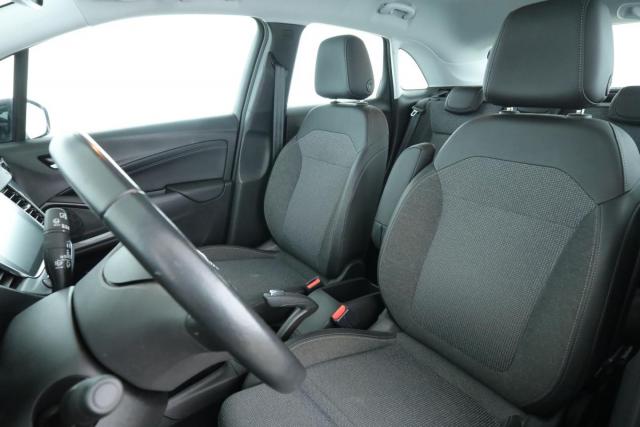 Opel Crossland image 2