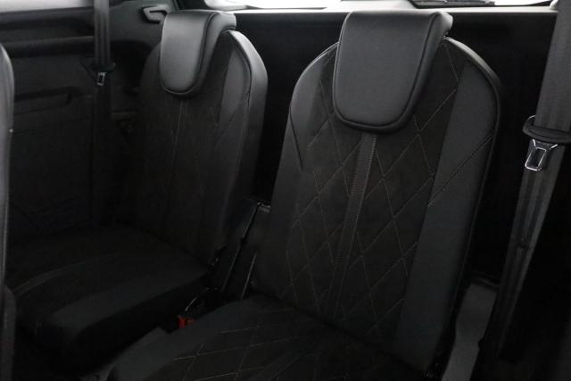 Peugeot 5008 image 4