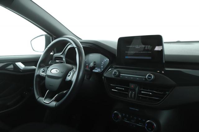 Ford Focus image 8