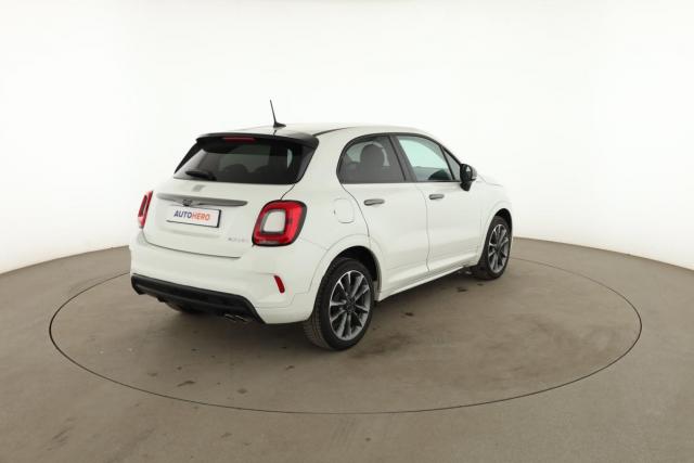 Fiat 500x image 1