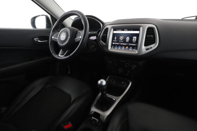 Jeep Compass image 2