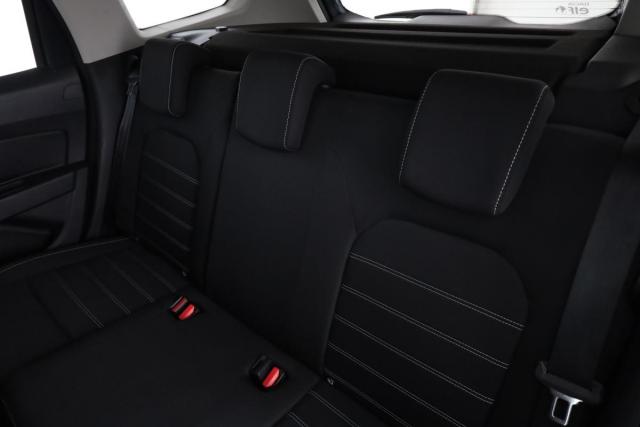 Dacia Duster image 8