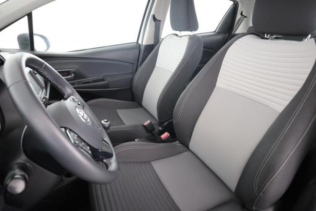 Toyota Yaris image 6