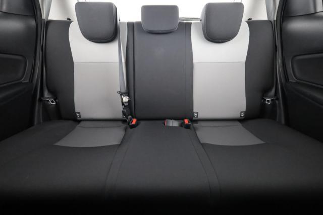 Toyota Yaris image 4