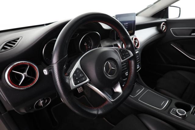 Mercedes Benz Cla Shooting Brake image 8