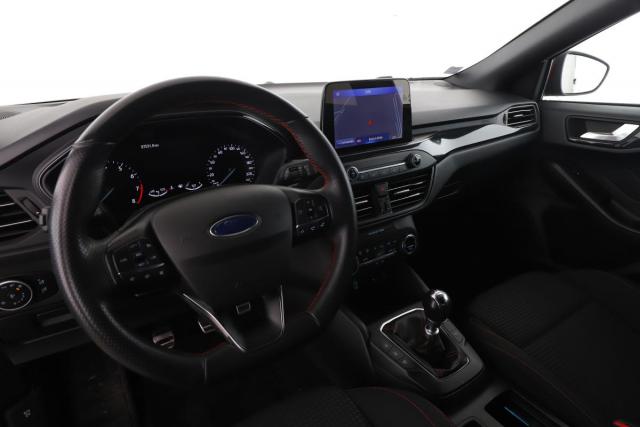Ford Focus image 9