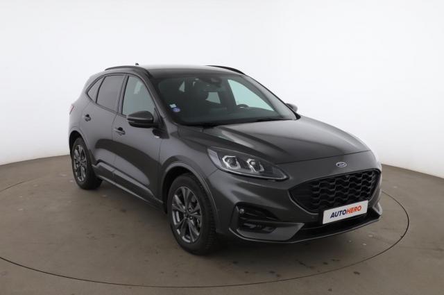 Ford Kuga image 6