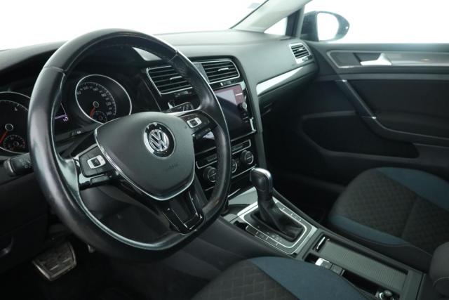 Volkswagen Golf image 7