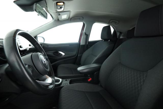 Toyota Yaris image 3