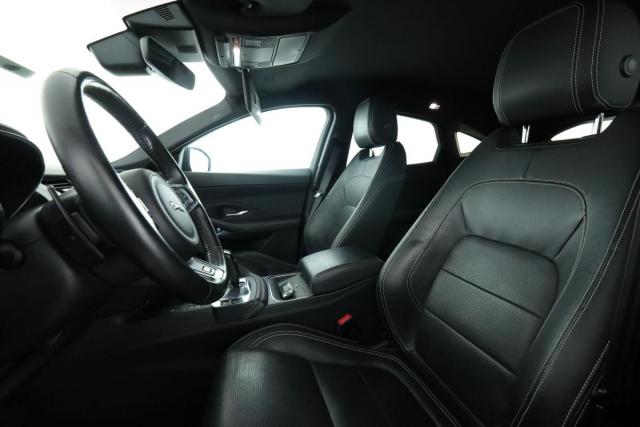Jaguar E-Pace image 4