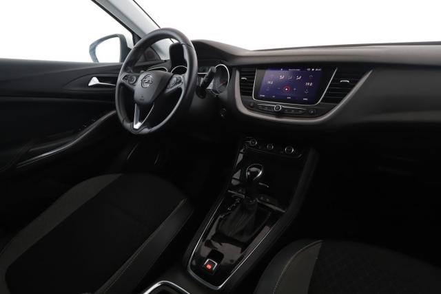 Opel Grandland X image 2