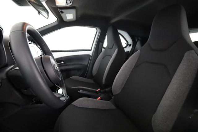 Toyota Aygo X image 1