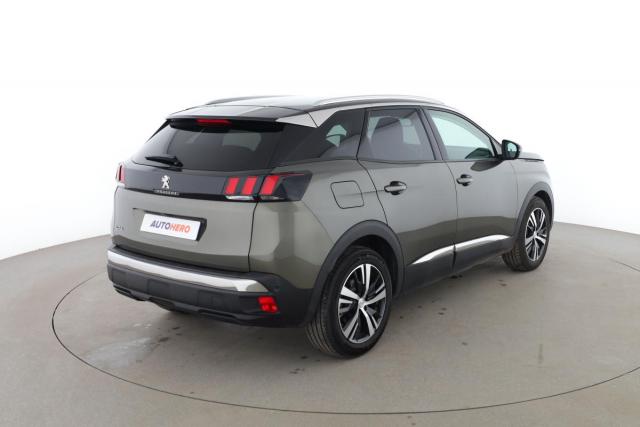 Peugeot 3008 image 2