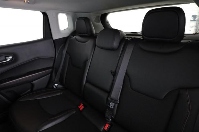 Jeep Compass image 5