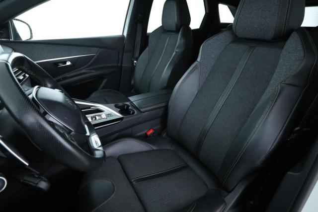 Peugeot 3008 image 4