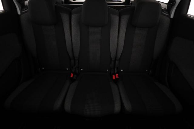 Peugeot 5008 image 5
