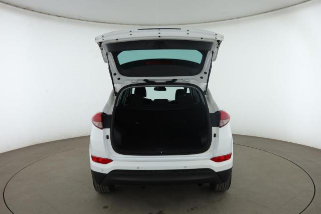 Hyundai Tucson image 3