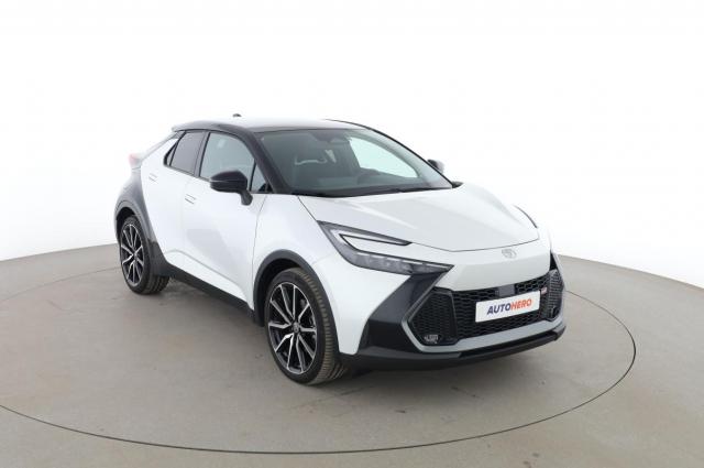 Toyota C-Hr image 7