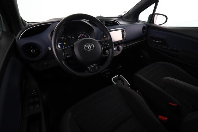 Toyota Yaris image 6