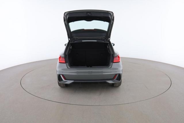 Audi A1 Sportback image 1