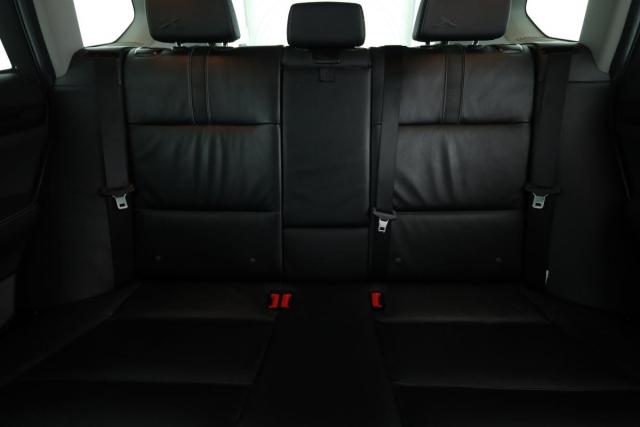 Bmw X3 image 2