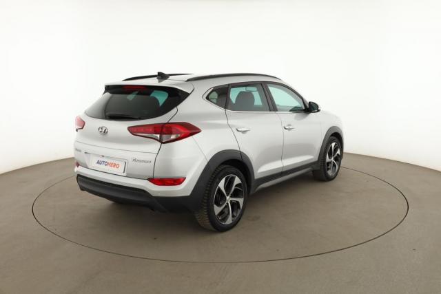 Hyundai Tucson image 2