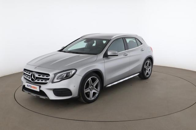 Mercedes Benz Gla 200 D Fascination 4matic 7g-Dct 136 Ch