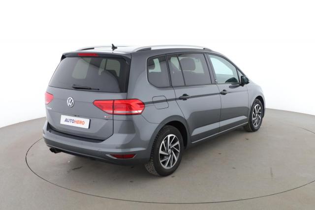 Volkswagen Touran image 9