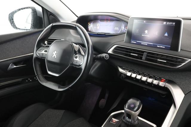 Peugeot 5008 image 9